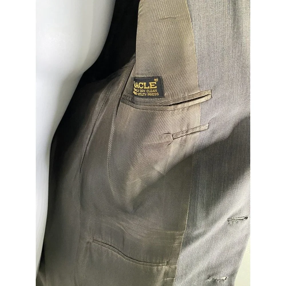 VTG Foleys Hart Schaffner Marx Gray Striped 2 Button Blazer Jacket 43L